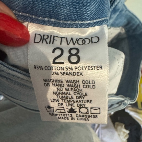Driftwood Women's Cropped Jeans Size 28 Blue Candace Mid Waist Straight Hem Leg - Picture 8 of 12